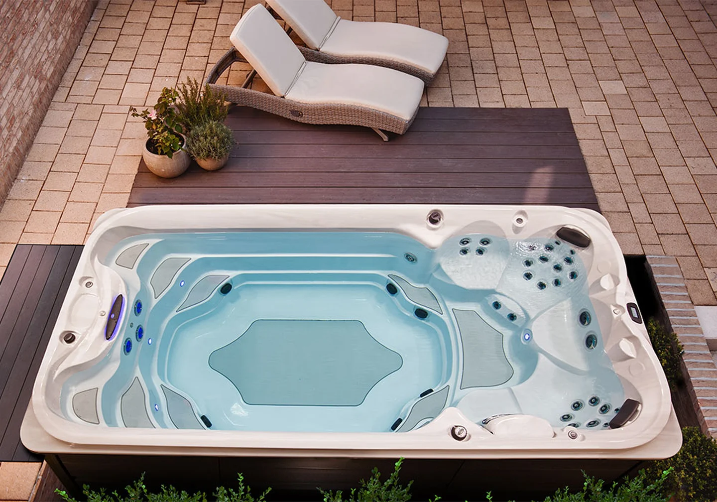 Swim Spa mit 10 Jahren Garantie kaufen