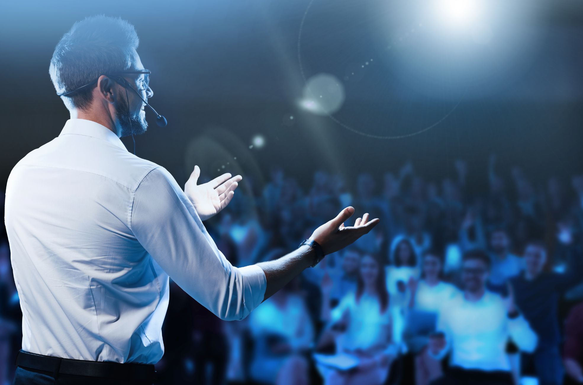 Keynote Speaker Helping Organizations Inspire Teams and Drive Success