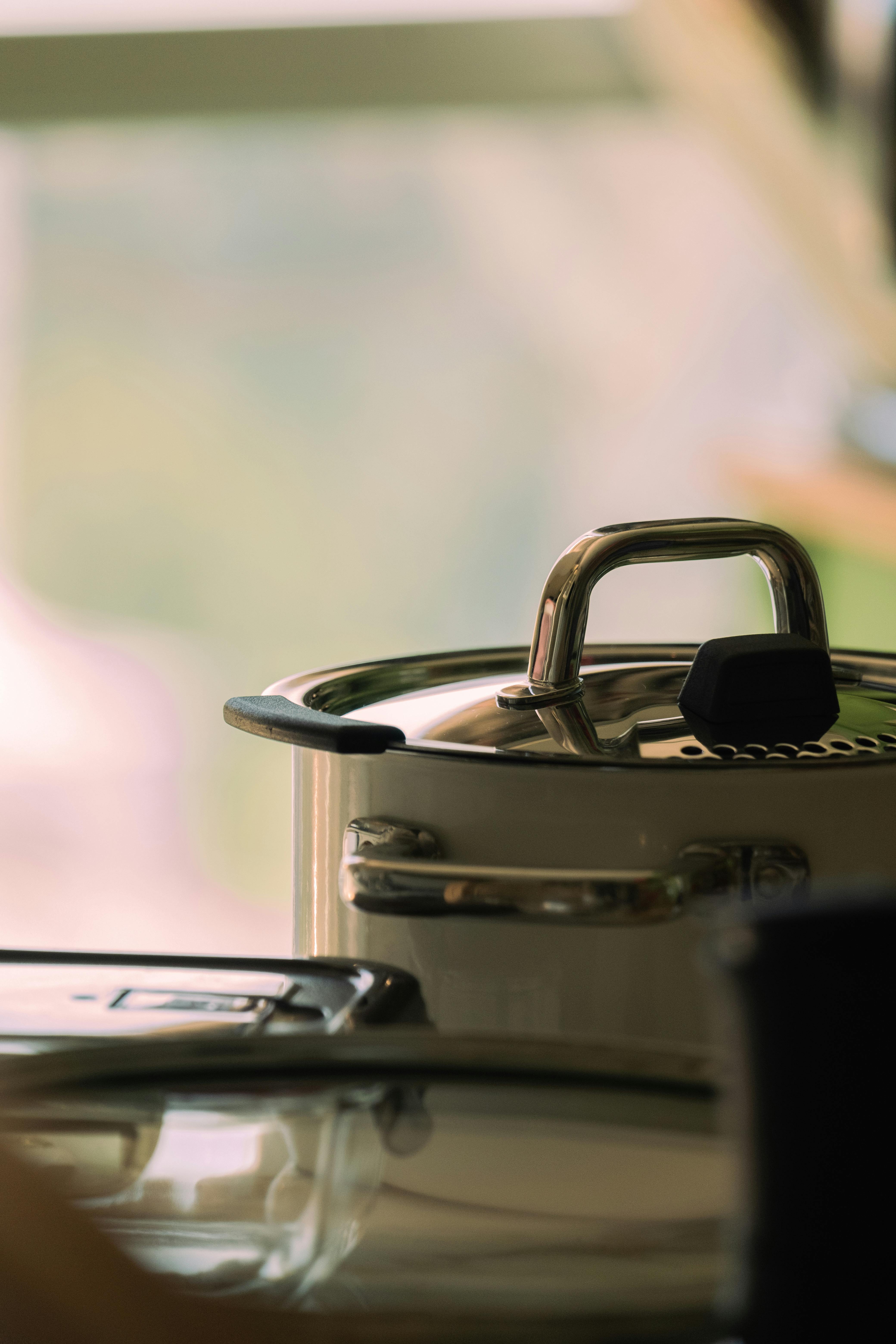 Kitchenware Manufacturer Producing Eco-Friendly Stainless Steel Products